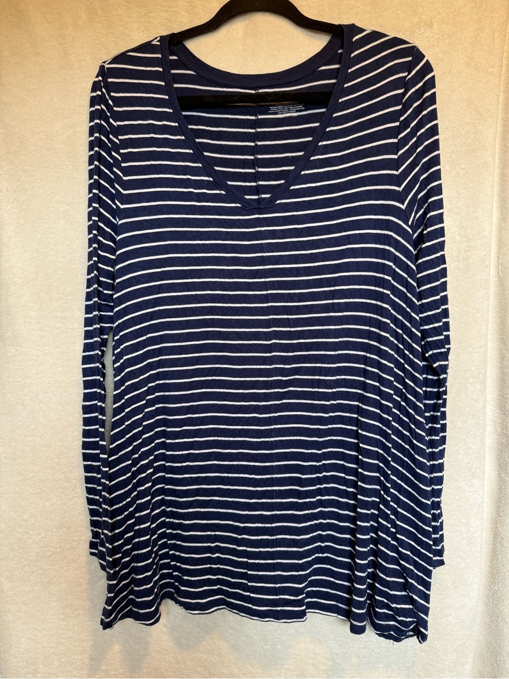 Lane Bryant Striped V-Neck Long Sleeve Lightweight Stretchy Top - Navy & White